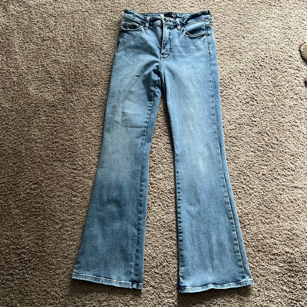 Kut From The Kloth Ana Flare Jeans sz 2 Never Worn!